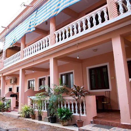 Stanleys Guest House Baga Luaran gambar